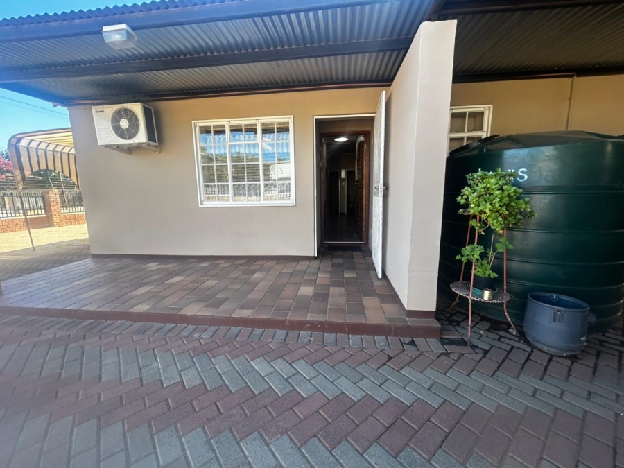 3 Bedroom Property for Sale in New Park Northern Cape